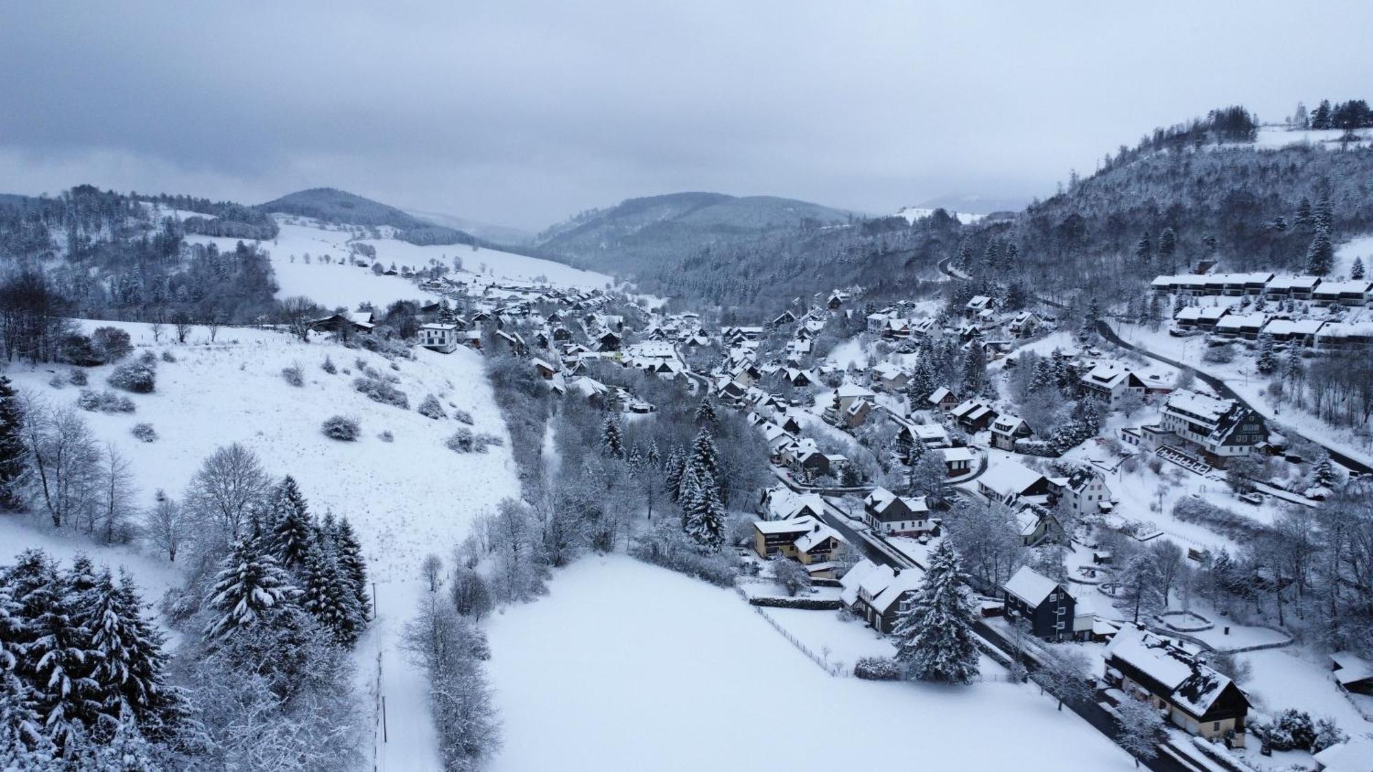 Ferienwohnung Up Willingen-Schwalefeld 维林根 外观 照片